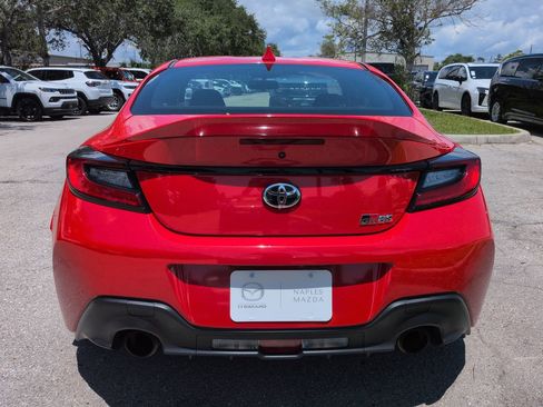 Used 2023 Toyota GR86 Premium RWD image 6