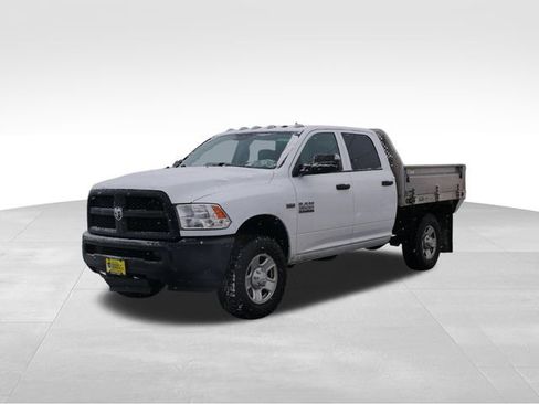 Used 2017 RAM 3500 Tradesman w/ Snow Chief Group image 3