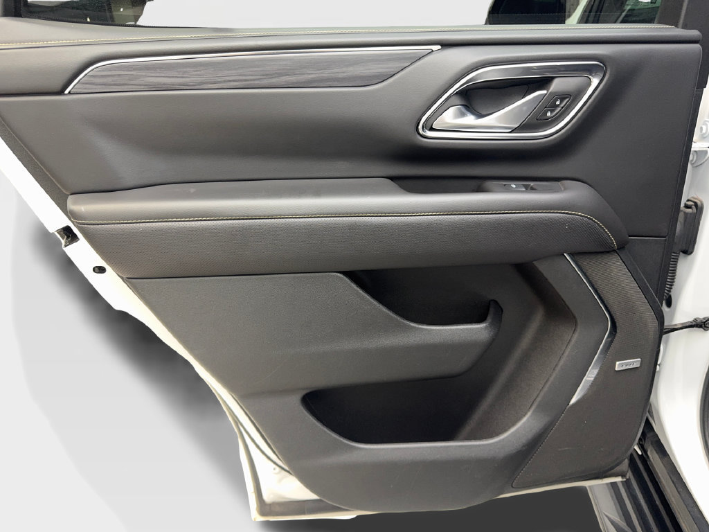 Used 2024 GMC Yukon SLT RWD image 40