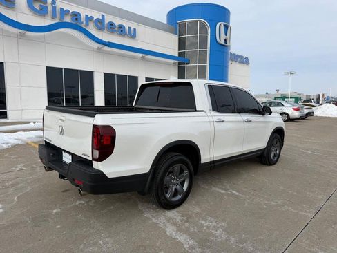 Used 2023 Honda Ridgeline RTL-E image 2