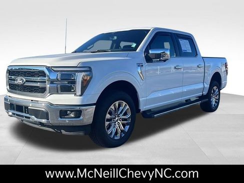 Used 2025 Ford F150 Lariat w/ Equipment Group 502A High image 3
