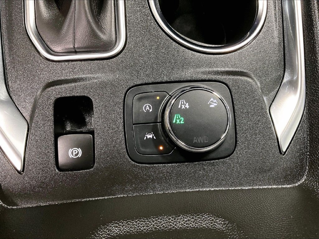 Used 2023 Chevrolet Traverse LT AWD/4WD image 26