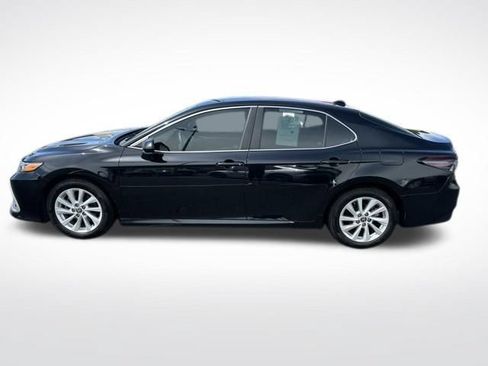 Used 2023 Toyota Camry LE FWD image 2