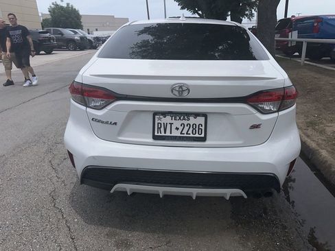 Used 2021 Toyota Corolla SE FWD image 6