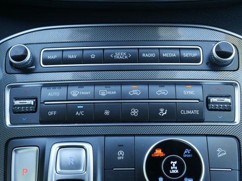 Used 2023 Hyundai Santa Fe XRT w/ Cargo Package AWD/4WD image 19