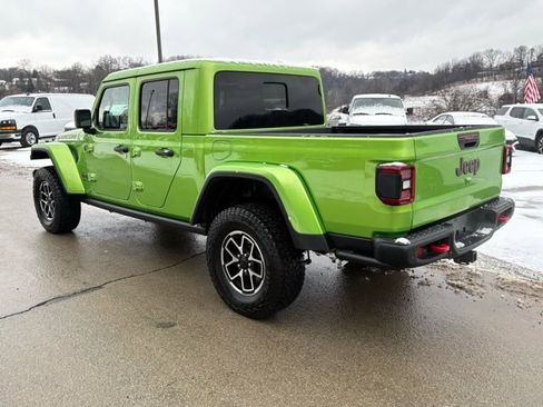 Used 2025 Jeep Gladiator Rubicon image 3