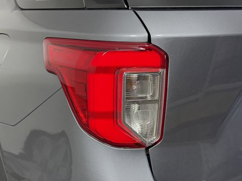 Certified 2023 Ford Explorer XLT w/ Equipment Group 202A image 8
