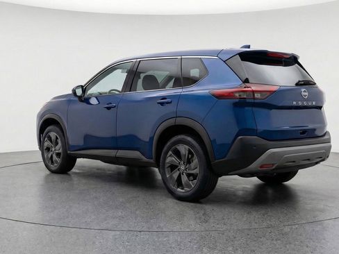 Used 2025 Nissan Rogue SV image 6