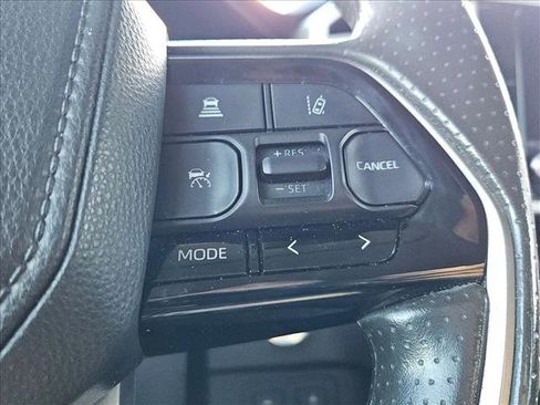 Used 2022 Toyota Tundra SR5 w/ SR5 Convenience Package image 10