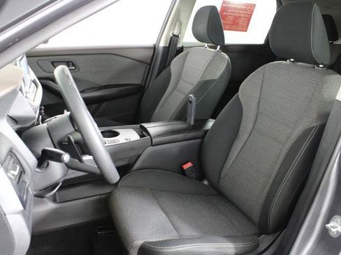 Certified 2021 Nissan Rogue S image 16