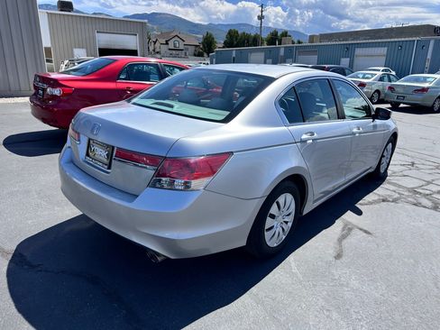 Used 2011 Honda Accord LX image 3