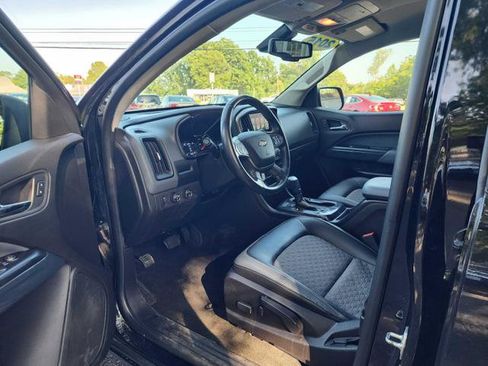 Used 2015 Chevrolet Colorado Z71 AWD/4WD image 12