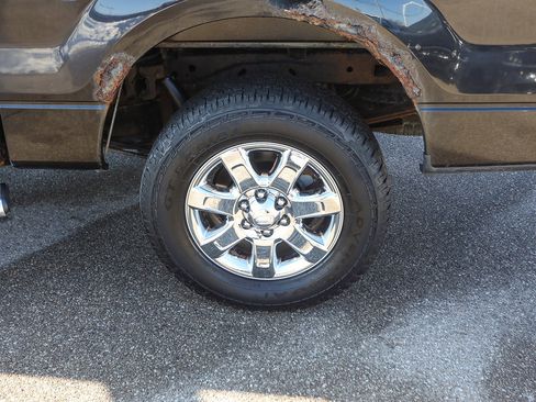 Used 2013 Ford F150 XLT w/ Luxury Equipment Group image 3