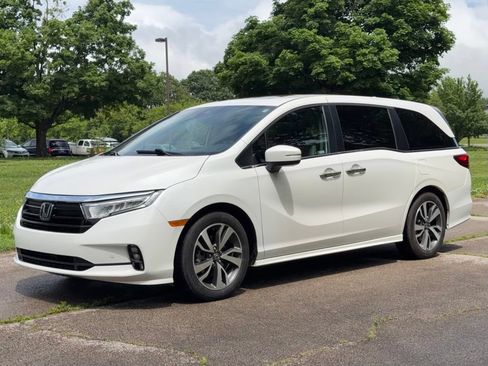 Used 2023 Honda Odyssey Touring image 8