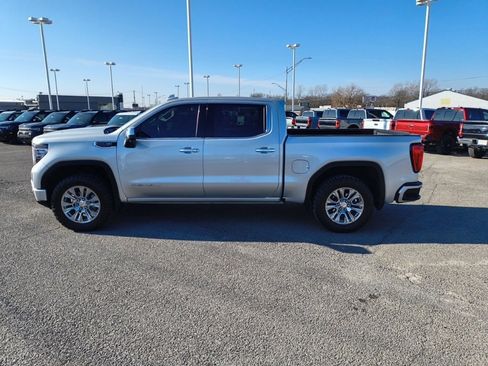 Used 2022 GMC Sierra 1500 Denali image 2