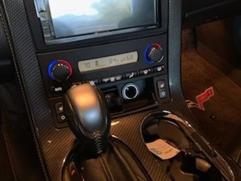Used 2012 Chevrolet Corvette Grand Sport w/ 4LT Preferred Equipment Group RWD image 4