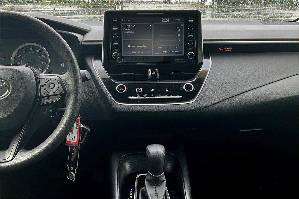 Used 2021 Toyota Corolla LE w/ Carpet Mat Package (TMS) FWD image 18