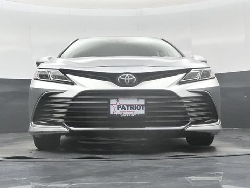 Used 2022 Toyota Camry LE FWD image 48