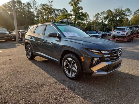 New 2025 Hyundai Tucson SEL image 1
