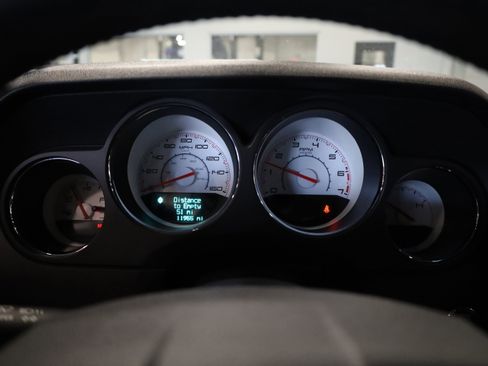 Used 2014 Dodge Challenger R/T Plus image 19