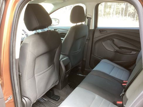 Used 2017 Ford Escape S image 37