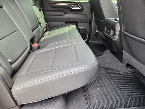 Used 2025 Chevrolet Silverado 2500 LT w/ Trail Boss Package AWD/4WD image 5