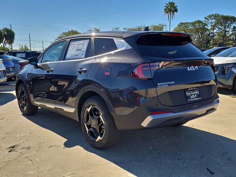 New 2026 Kia Sportage EX FWD image 6