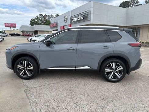 Used 2021 Nissan Rogue SL FWD image 1