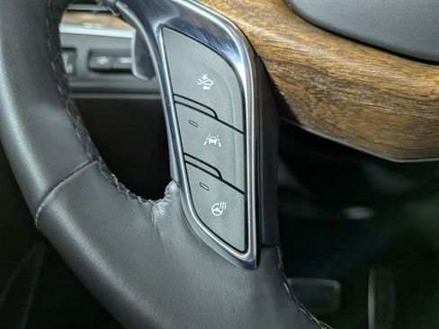 Certified 2024 Cadillac XT5 Sportv w/ Platinum Package image 8