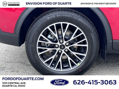New 2024 Ford Escape SE w/ PHEV Premium Package image 16