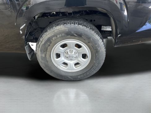 Used 2022 Nissan Frontier S RWD image 20