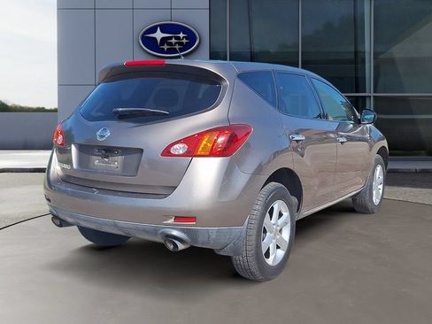 Used 2010 Nissan Murano S FWD image 7
