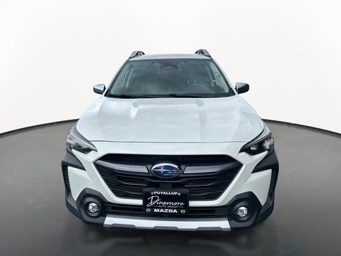 Used 2023 Subaru Outback Touring XT w/ Tech Package 3 AWD/4WD image 8