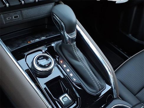 New 2026 GMC Canyon Denali image 12