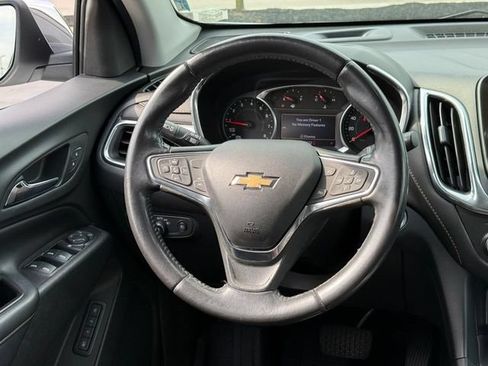 Used 2020 Chevrolet Equinox Premier FWD image 12