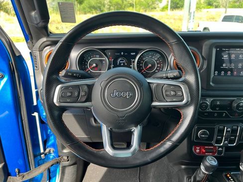 Used 2021 Jeep Gladiator Mojave w/ Trailer Tow Package AWD/4WD image 31
