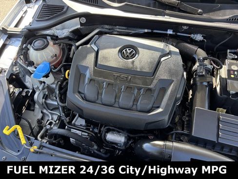 Used 2021 Volkswagen Passat 2.0T S w/ Luggage Net & Mats Package image 3