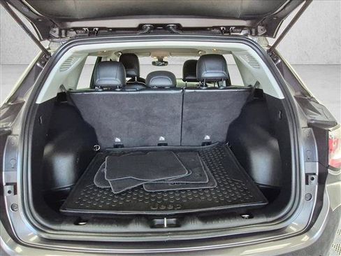 Used 2018 Jeep Compass Limited AWD/4WD image 6