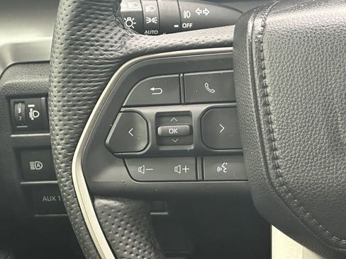 Certified 2025 Toyota Tacoma TRD Sport w/ TRD Sport Premium Package AWD/4WD image 21