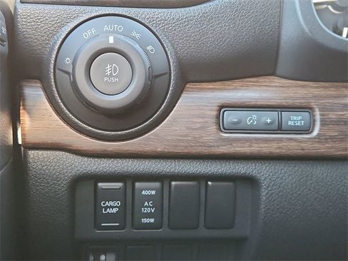 Used 2023 Nissan Titan Platinum Reserve w/ Moonroof Package image 18