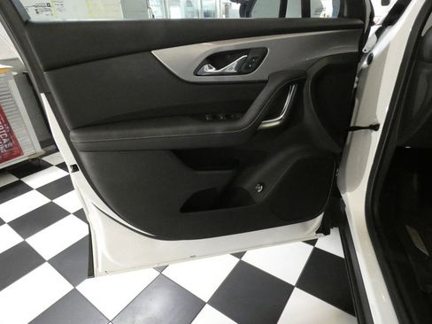 Used 2024 Chevrolet Blazer LT w/ Convenience Package FWD image 20
