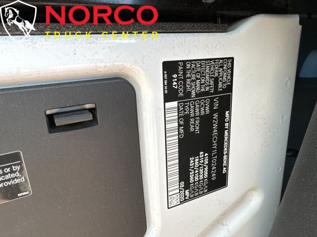 Used 2020 Freightliner Sprinter 2500 RWD image 23