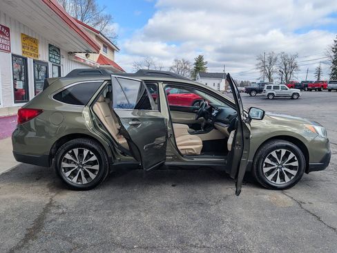 Used 2015 Subaru Outback 2.5i Limited image 17