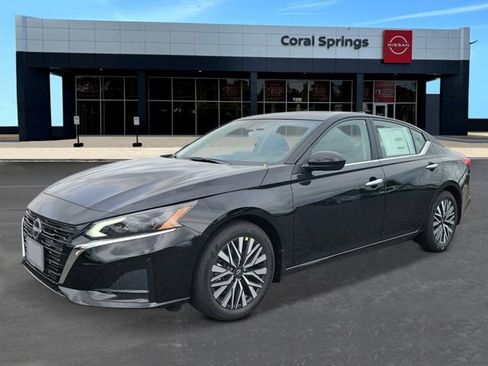 New 2025 Nissan Altima 2.5 SV w/ SV Premium Package image 1