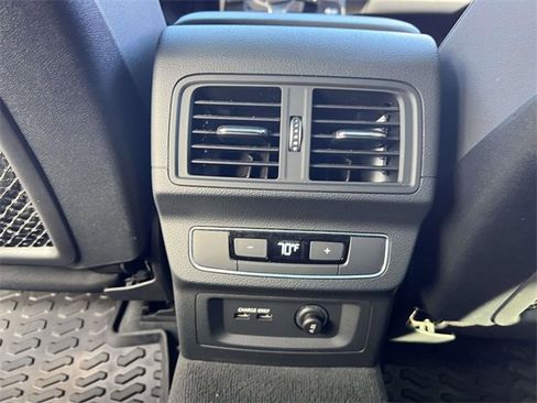 Used 2023 Audi Q5 2.0T Premium Plus w/ Premium Plus Package image 16