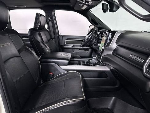 Used 2020 RAM 2500 Laramie w/ Night Edition image 39