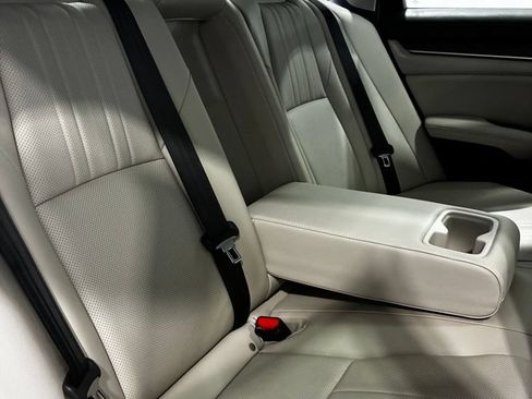 Used 2019 Honda Accord EX-L image 38