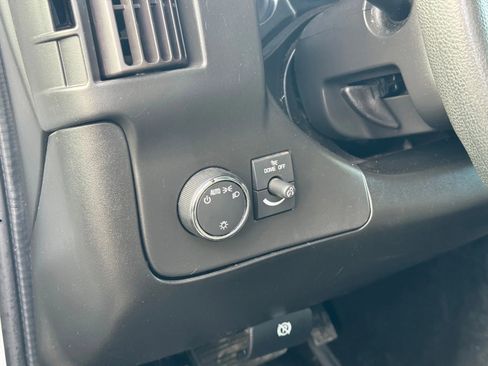 Used 2021 GMC Savana 2500 Regular Van 3D w/ Driver Convenience Package image 26