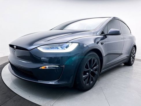 Used 2023 Tesla Model X image 12