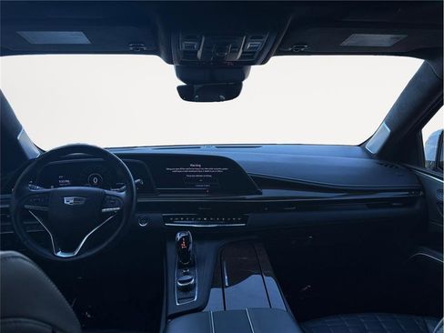 Used 2023 Cadillac Escalade ESV Sport Platinum w/ LPO, ONYX Package image 10